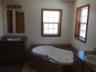 215 Conashaugh Trail, Milford, PA 18337 - photo 7