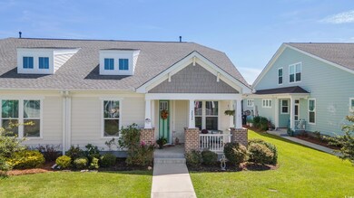 View of front of house featuring a front lawn and 