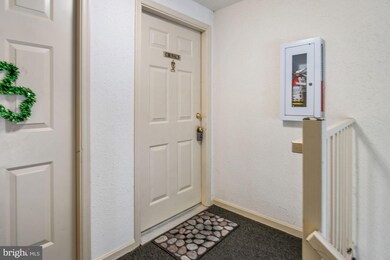 20233 Shipley Terrace unit 302, Germantown, MD 20874 - photo 3