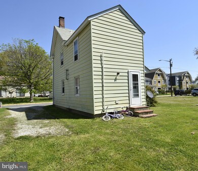 108 Mitchell St, Saint Michaels, MD 21663 - photo 3