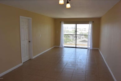 Bright, Open Living Areas!