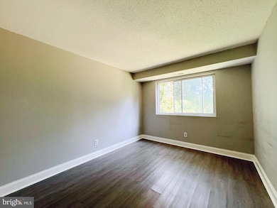 11907 Tarragon Rd unit G, Reisterstown, MD 21136 - photo 4