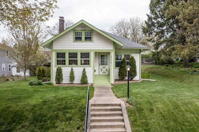 2315 Clay St, Cedar Falls, IA 50613 - photo 2