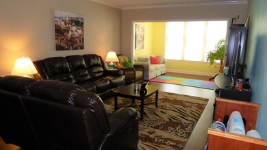 4 Living Room to Sunroom 1