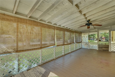 1106 Alabama St, Darien, GA 31305 - photo 5