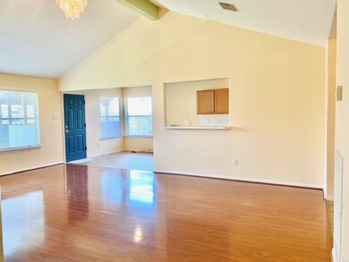 7814 Brook Trail Cir, Houston, TX 77040 - photo 6