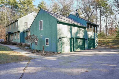 15 Carriage Ln, Bedford, NH 03110 - photo 2