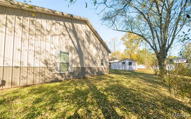 503 S Viola St, Bloomfield, MO 63825 - photo 4