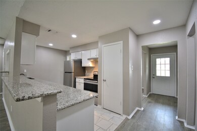 16410 Blackhawk Blvd, Friendswood, TX 77546 - photo 5
