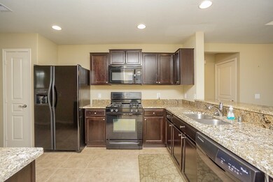 2827 Cone Flower Dr, Richmond, TX 77469 - photo 7