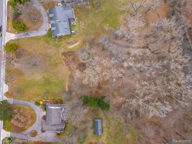 13000 Plumbrook Rd, Sterling Heights, MI 48312 - photo 6