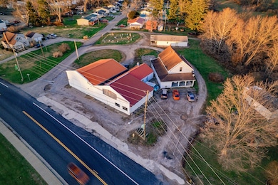 643 W Main St, Mc Arthur, OH 45651 - photo 3