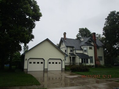 502 N Center Ave, Merrill, WI 54452 - photo 2