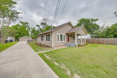 912 Thornton Rd, Houston, TX 77018 - photo 4