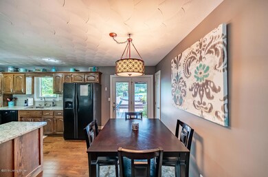 466 Highland Springs Dr, Mount Washington, KY 40047 - photo 5