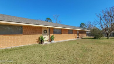 3 1025 Main St