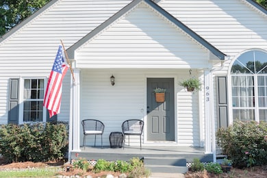 963 Birch Ct-0006