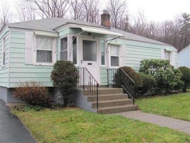 35 Knowles Rd, Worcester, MA 01602 - photo 2