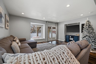 W163N8459 Arthur Ave, Menomonee Falls, WI 53051 - photo 5