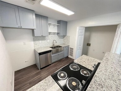 12810 Broughton Way unit A, Austin, TX 78727 - photo 6