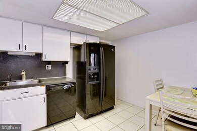 256 Uxbridge, Cherry Hill, NJ 08034 - photo 7