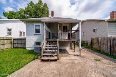 812 Bluegrass Ave L-8
