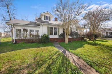 411 Front of property3