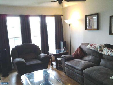 812 Northridge Dr, Norristown, PA 19403 - photo 2