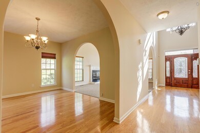Flowing Floor Plan With Arched Doorways