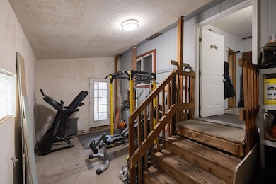 1201 SW 28th St #15 (3 of 20)