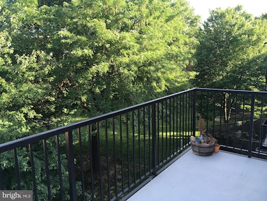 3052 S Buchanan St unit C2, Arlington, VA 22206 - photo 3