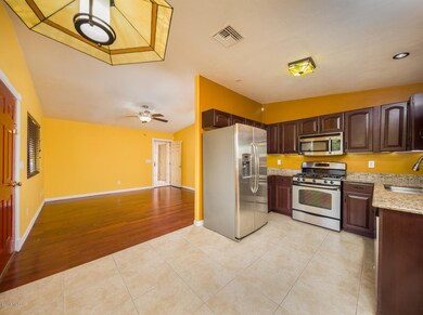 Kitchen/Dining/Family