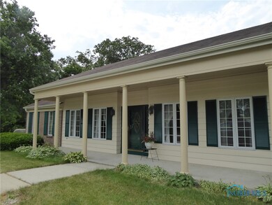 Inviting front entrance!