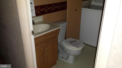 1445 Harford Square Dr, Edgewood, MD 21040 - photo 3