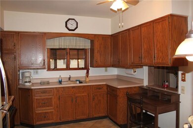 217 5th Ave, New Kensington, PA 15068 - photo 6