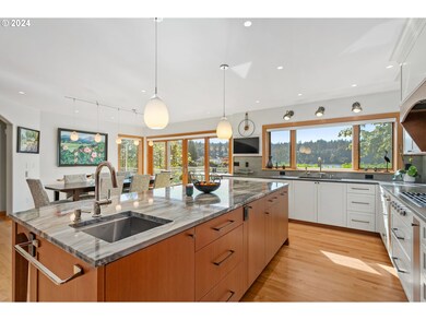 876 N Shore Rd, Lake Oswego, OR 97034 - photo 7