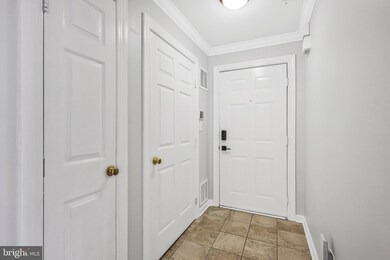 8327 Bluebird Way unit J, Lorton, VA 22079 - photo 6