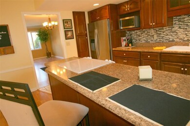 8510 Canterbury Square W, Indianapolis, IN 46260 - photo 6