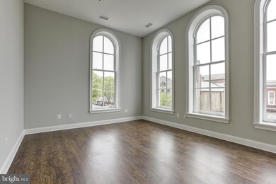 904 Washington Blvd unit 204, Baltimore, MD 21230 - photo 4