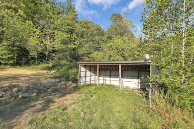 18522 Krafter Rd, Laurelville, OH 43135 - photo 6