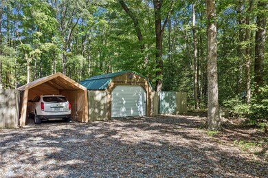 7656 Walnut Rd, Gloucester, VA 23061 - photo 5