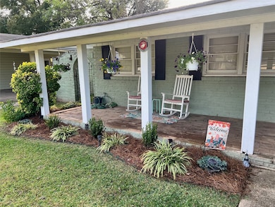 1810 Captain Shreve Dr, Shreveport, LA 71105 - photo 3