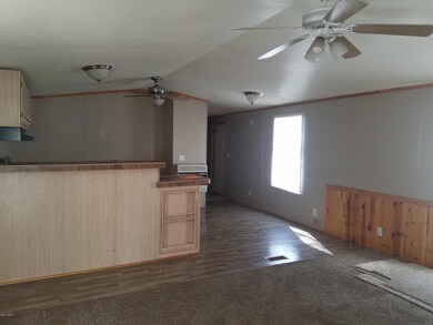 Livng room / kitchen