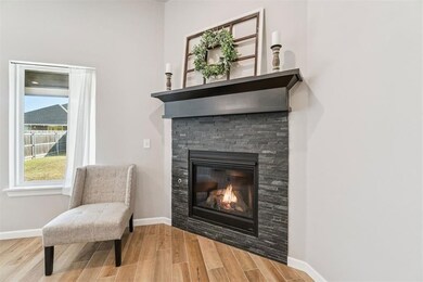 9116 NW 121st Terrace, Yukon, OK 73099 - photo 6