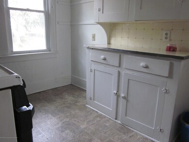 1612 Lansing Ave, Lansing, MI 48915 - photo 2