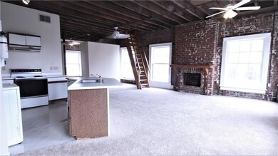 541 Saint Joseph St unit B, New Orleans, LA 70130 - photo 3