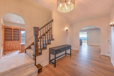 1620 Justin Ln, Dubuque, IA 52001 - photo 2