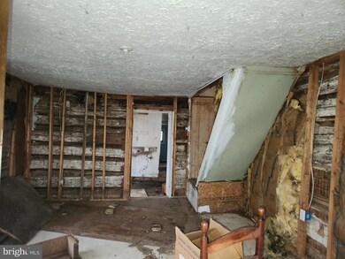 219 E 7th St, Front Royal, VA 22630 - photo 5