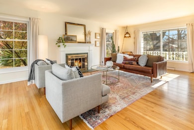 154 W Bergen Dr, Milwaukee, WI 53217 - photo 2