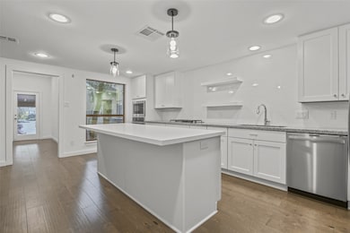 9043 Briar Forest Dr, Houston, TX 77024 - photo 6